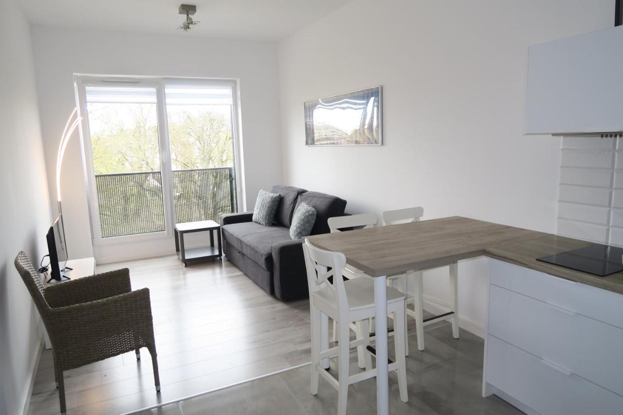 Апартаменти Bialy Apartament Centrum Колобжег Екстер'єр фото
